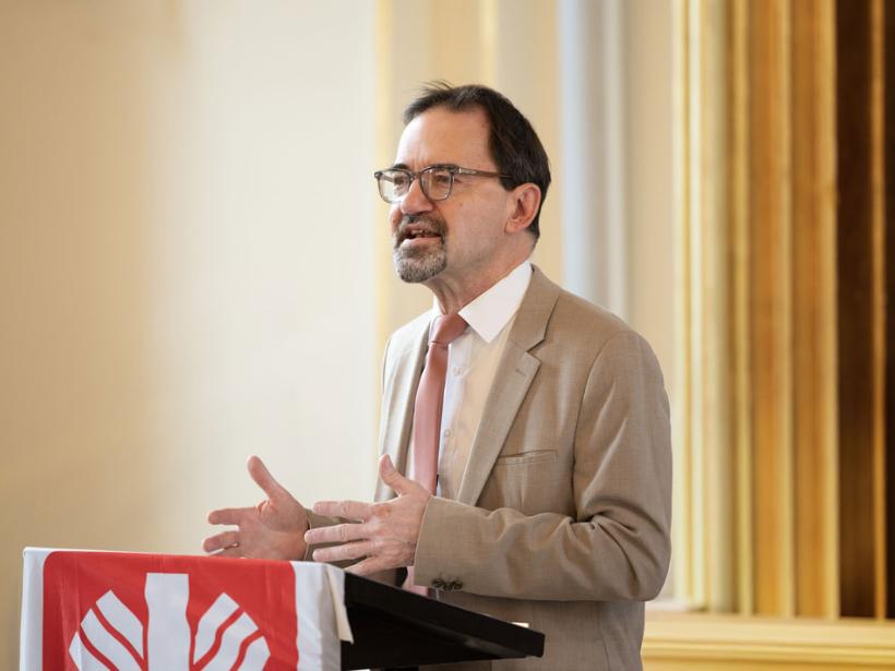 Sieht in den stetig steigenden Wohnkosten eine Hauptursache für eine soziale Krise - Michael Endres, Caritasdirektor der Caritasverbandes für die Erzdiözese Bamberg e. V.